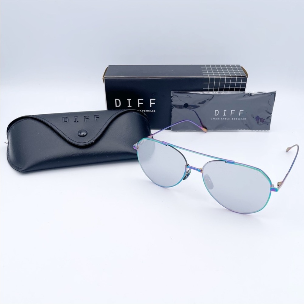 NIB DIFF Eyewear Dash XS Grey Mirror Aviator Sunglasses